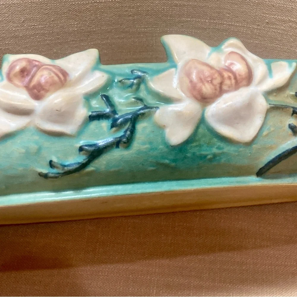 Vintage Art Console Roseville Magnolia Pottery. Handled rectangular Green/Pink. - Picture 7 of 12